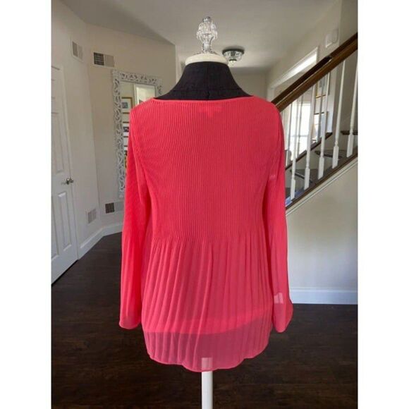 Max Studio Coral Flowy Top (Medium) - Picture 2 of 3